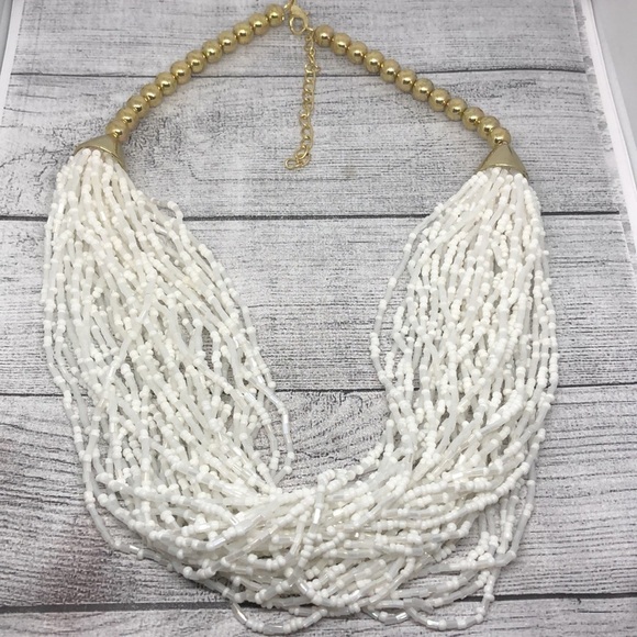 Retro style seed beaded cluster statement necklace. - Picture 1 of 5